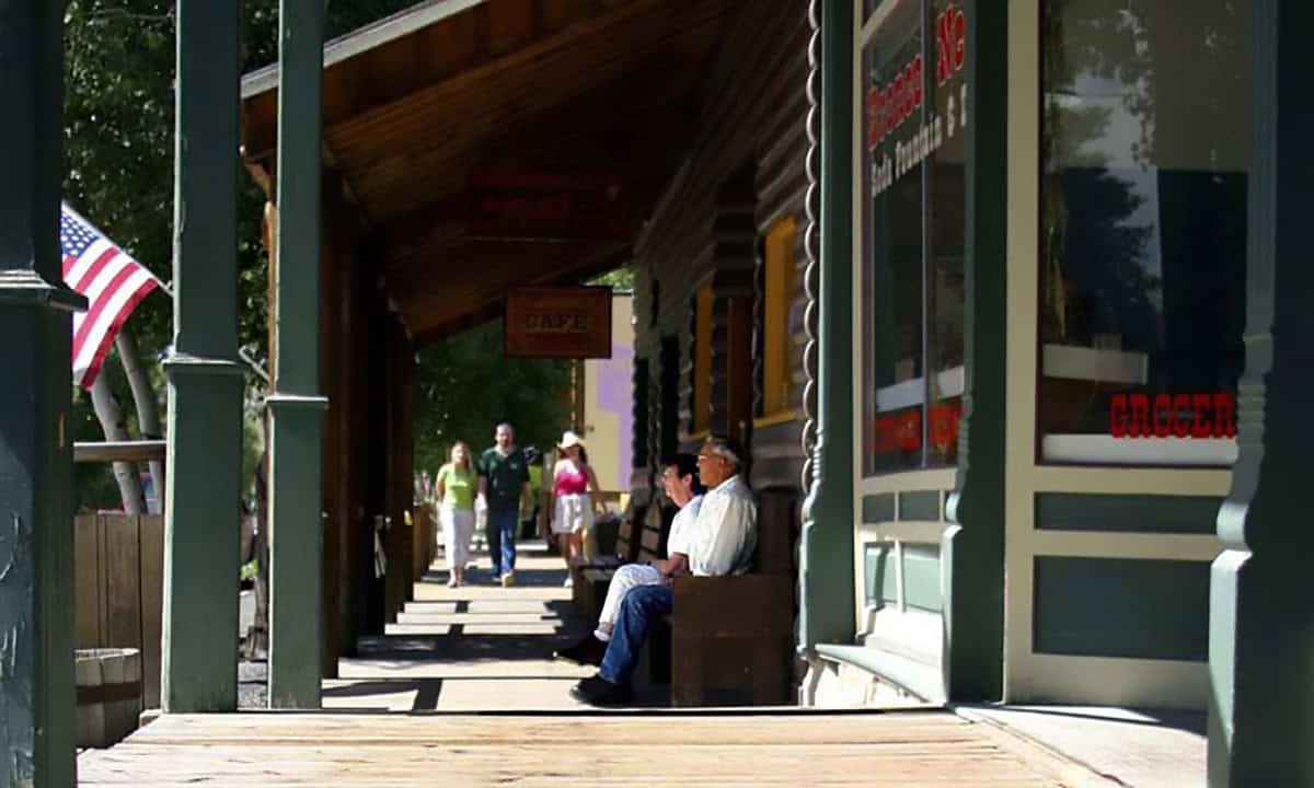 A photo of patrons in downtown Meeteetse, Wyoming